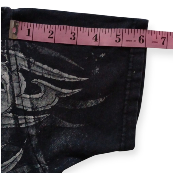 Y2K TAPOUT BOYS' BLACK SHORT SLEEVE  GRAPHIC  T-SHIRT. SIZE M 10/12 - Picture 8 of 9